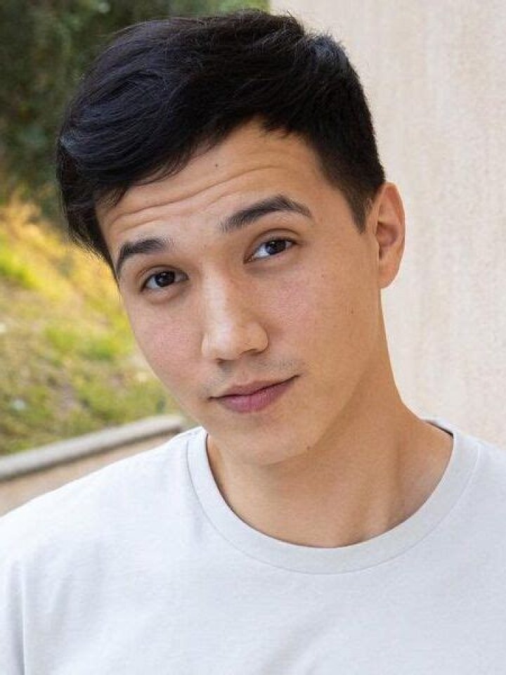 Aaron Burriss Bio (Wiki) 