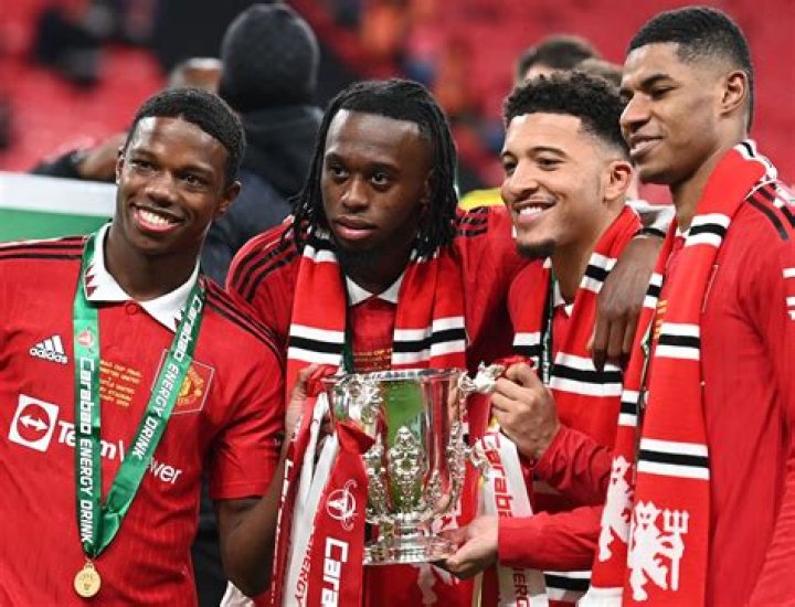 Aaron Wan-Bissaka, Manchester United star has fathered two love children with different women! His girlfriend Rihanna Bentley dumps him!