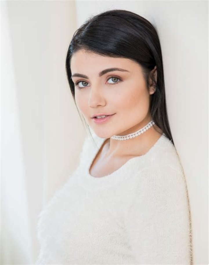 Adria Ivelisse DeLillo - Age, Family, Bio