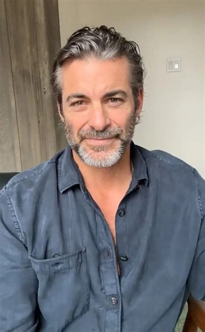 Aidan Gillen Bio (Wiki) 