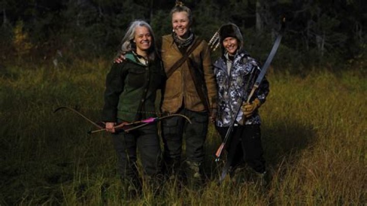 ‘Alone’ winner Woniya Thibeault is expecting her first child at the age of 47 