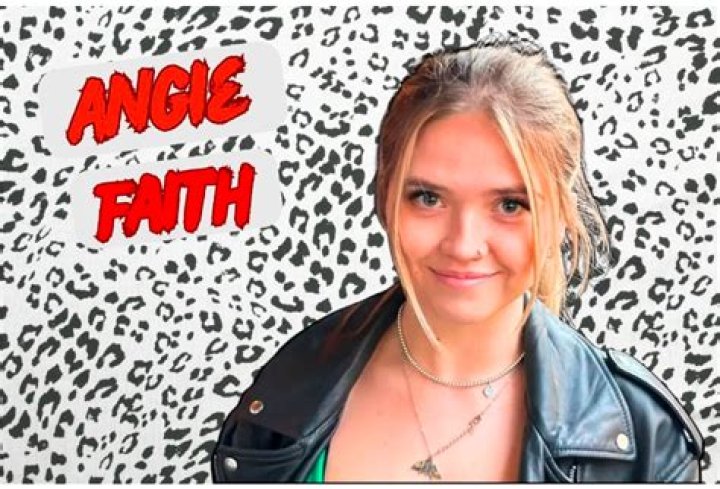 Angie Smith - Age, Family, Bio