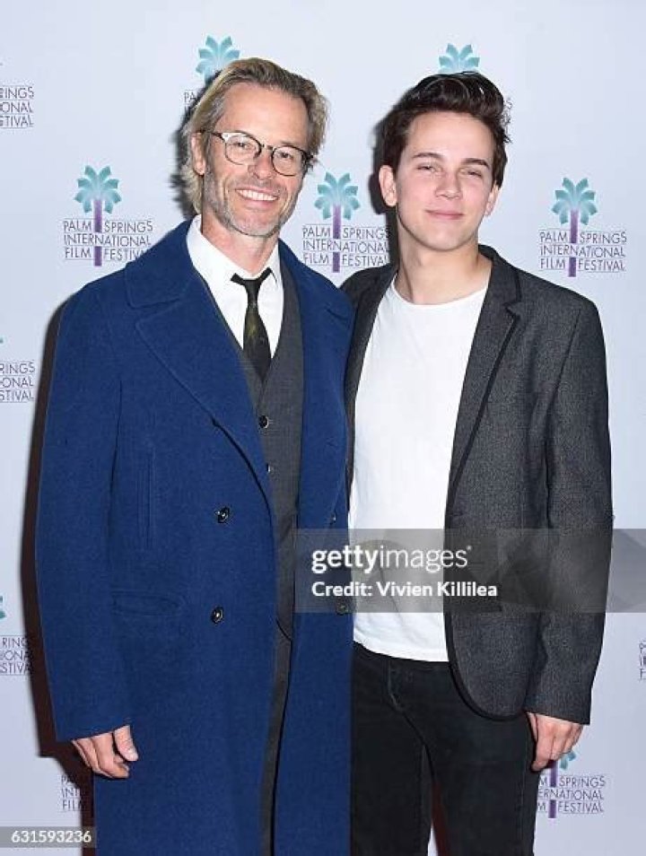 Austin McKenzie - Age, Family, Bio