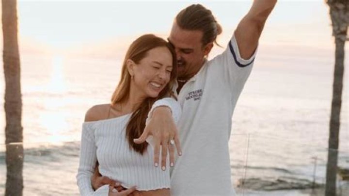 Bachelor in Paradise alum Abigail Heringer and Noah Erb are engaged in a romantic proposal in San Diego