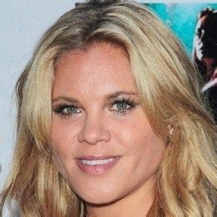 Betsy Rue - Age, Family, Bio