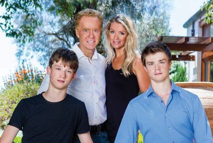 Bill Comrie Married, Wife, Children, Net Worth, Income, Business