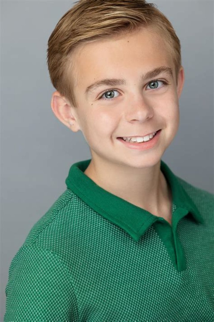 Brendan Schroeder - Age, Family, Bio