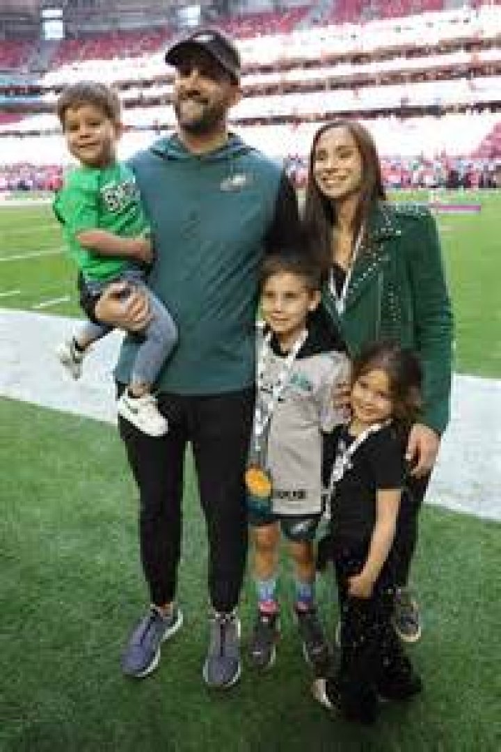 Brett Ashley Cantwell - Trivia, Family, Bio