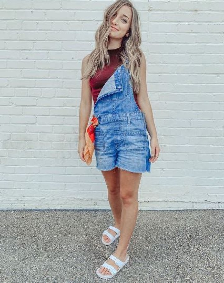 Brooklyn McKnight Bio (Wiki) 