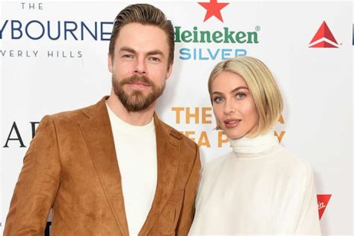 Brooks Laich, Husband Of Julianne Hough Has A New Year 2020 Resolution; Says Wants To Learn More About The ‘Sexuality’! Seriously?