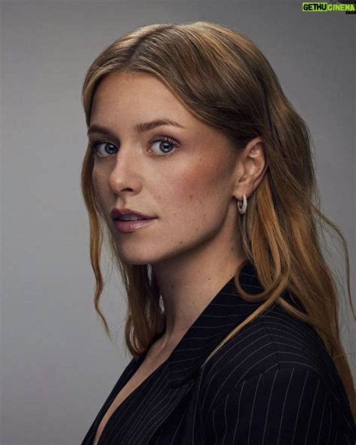 Clara Henry Bio (Wiki) 