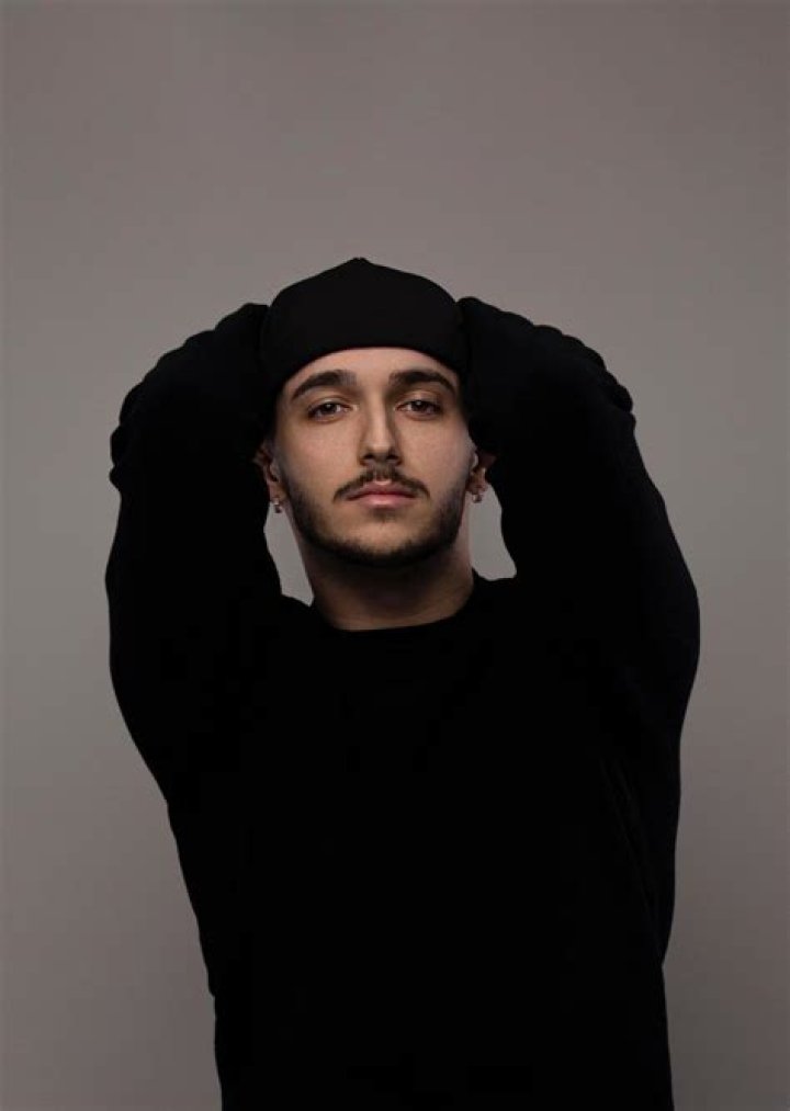 Cosculluela Height, Weight, Net Worth, Age, Birthday, Wikipedia, Who, Nationality, Biography