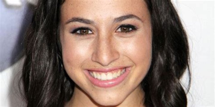 Dana Gaier - Age, Family, Bio