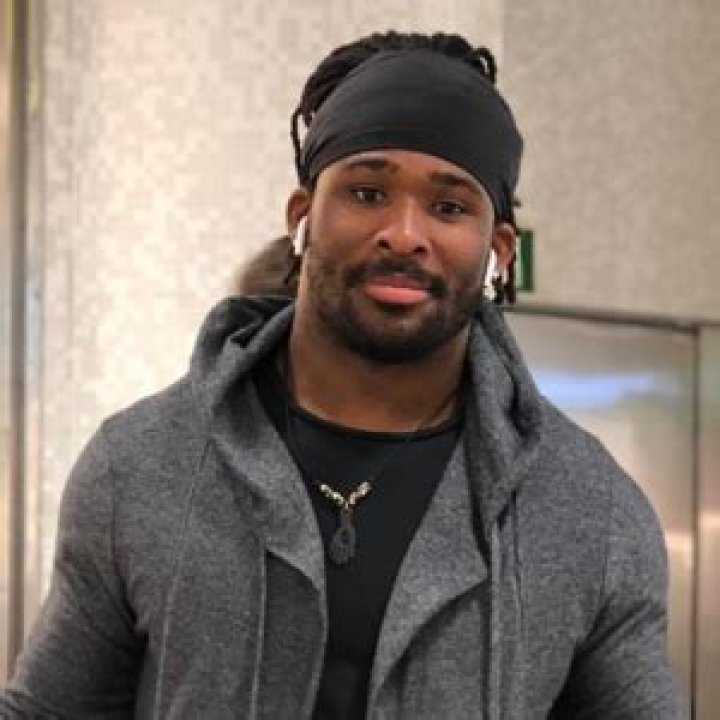 DeAngelo Williams Bio (Wiki) 