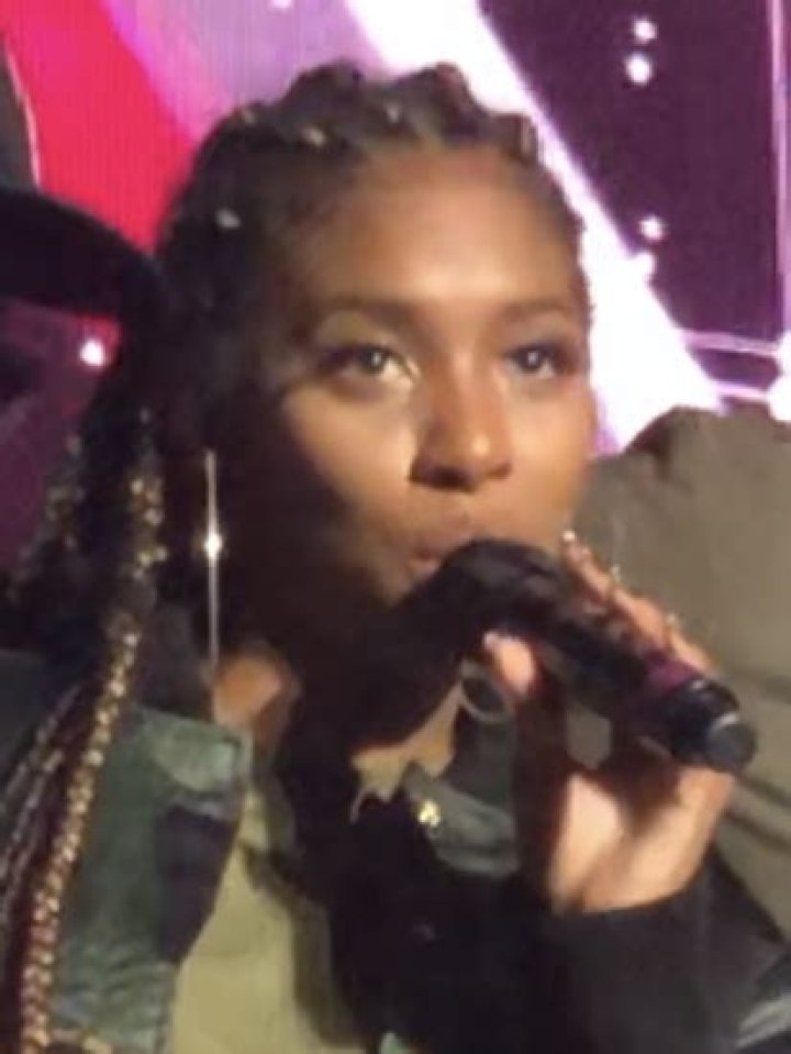 
Debbie Lee Height, Weight, Net Worth, Age, Birthday, Wikipedia, Who, Nationality, Biography 