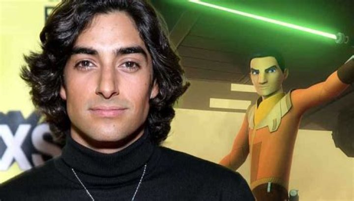 Eman Esfandi Height, Weight, Net Worth, Age, Birthday, Wikipedia, Who, Instagram, Biography