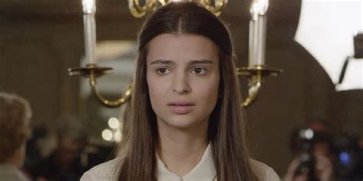 Emily Ratajkowski says her ‘Gone Girl’ love scene with Ben Affleck was ‘surreal’
