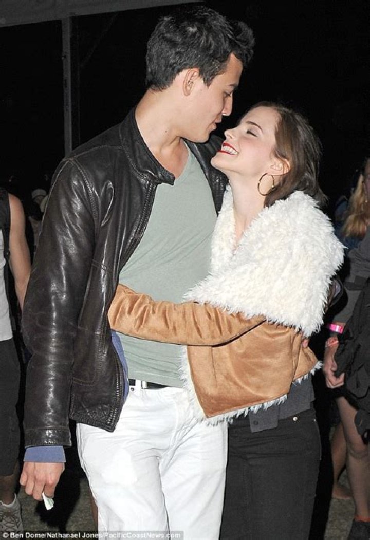 “Emma Watson debuted her new American boyfriend at Coachella” links