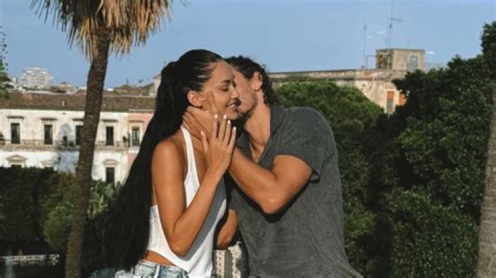 Enisa Bukvic Bio (Wiki) 