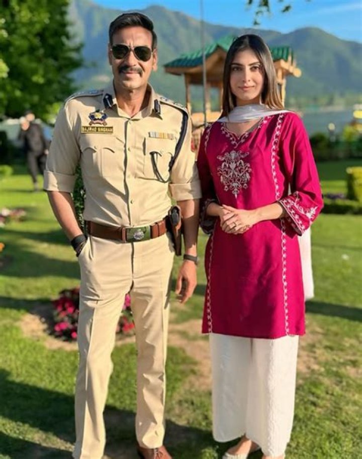 Farhana Bodi - Age, Family, Bio