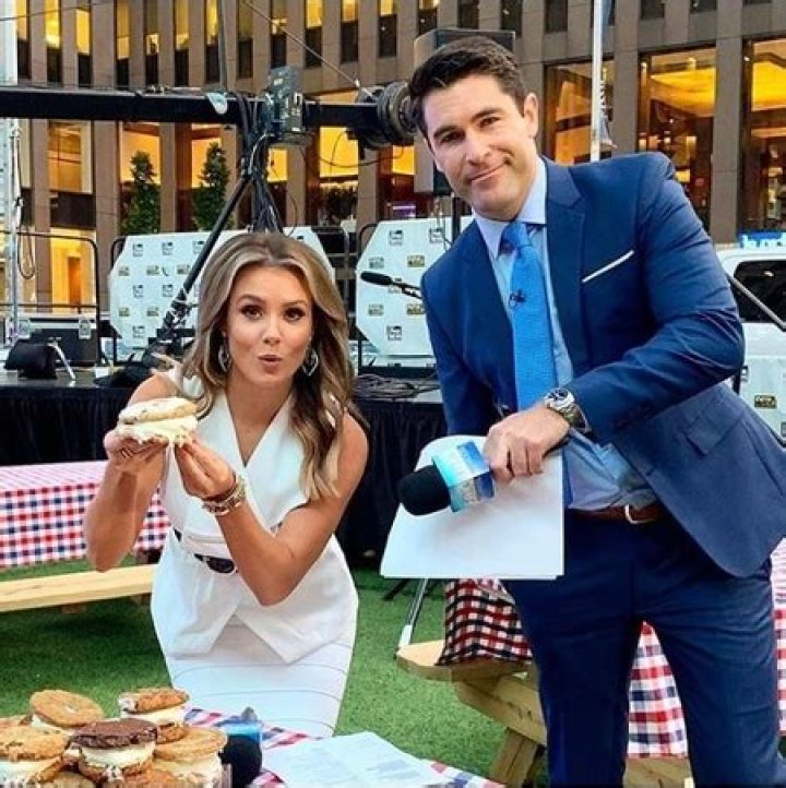 Fox News Correspondent Jillian Mele and her Mysterious Boyfriend! Also know more about her relationship status