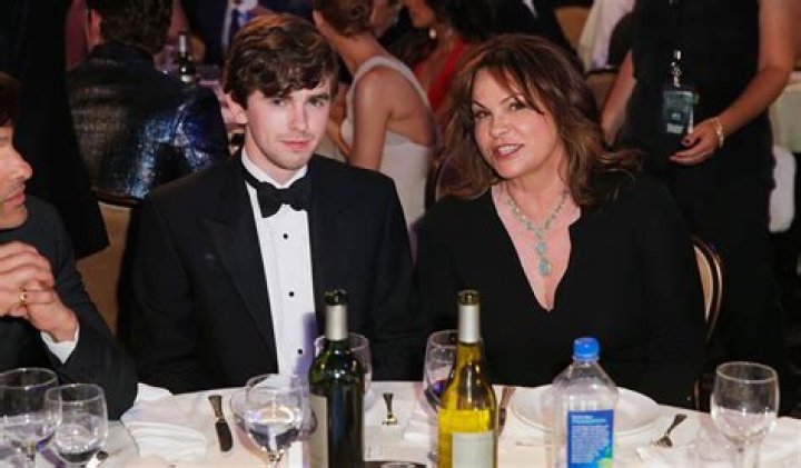Freddie Highmore - Age, Family, Bio