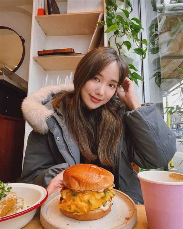 Gabie Kook - Age, Family, Bio