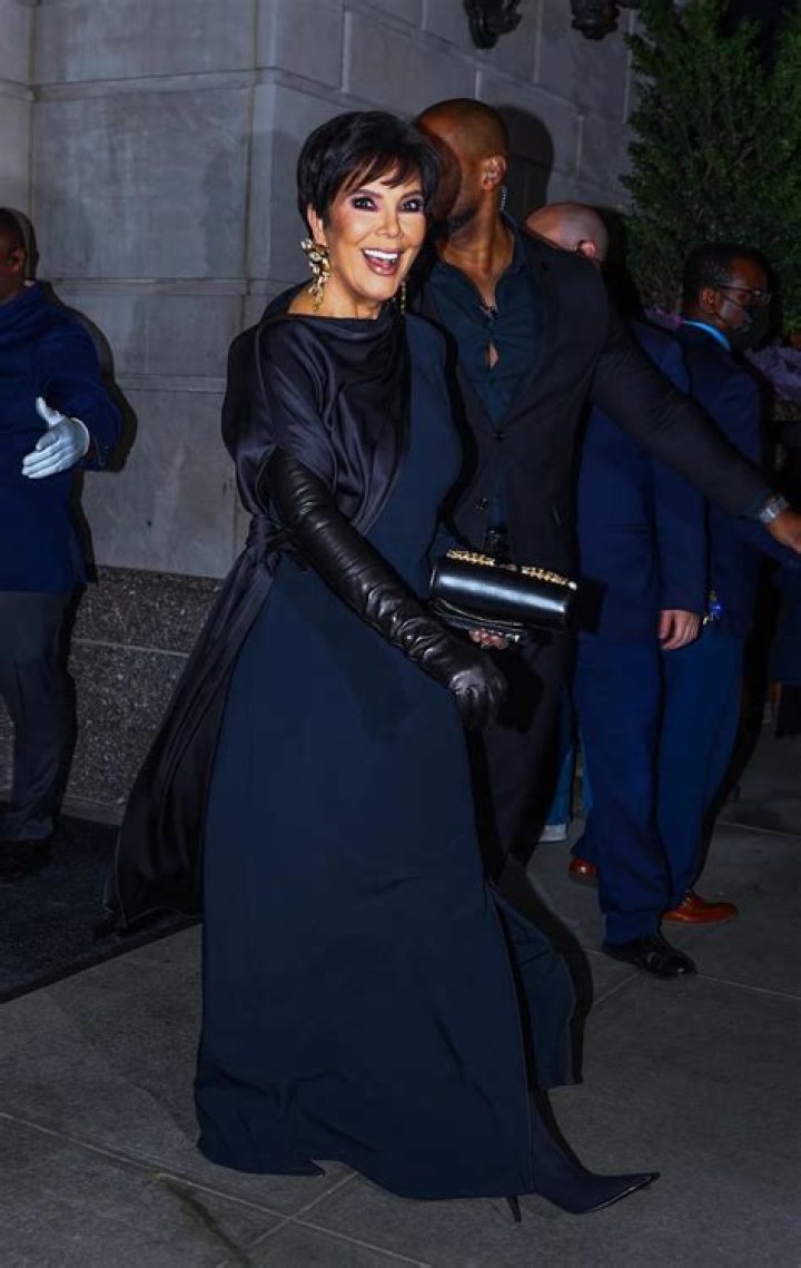 Here’s how Kardashian-Jenner Sisters Hilariously Dress Up as Mom Kris Jenner at Birthday Celebration!