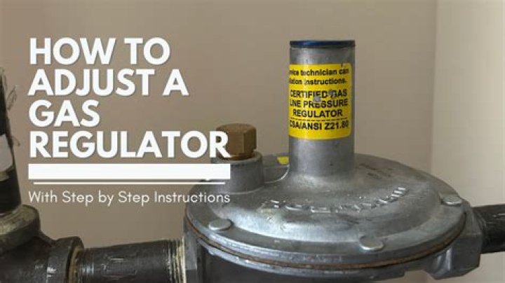 How do you adjust a Maxitrol gas regulator?