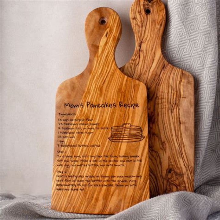 How do you stain a wooden cutting board?