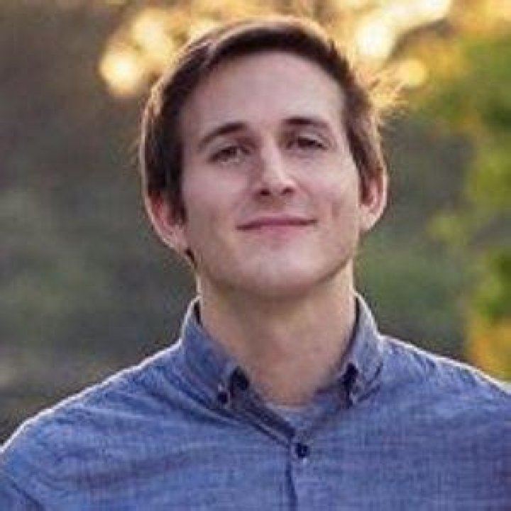 Hunter Kowald - Age, Family, Bio