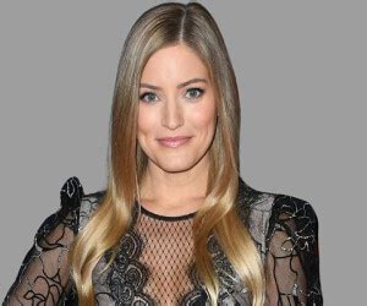 iJustine Weight, Net Worth, Age, Birthday, Wikipedia, Who, Instagram, Biography
