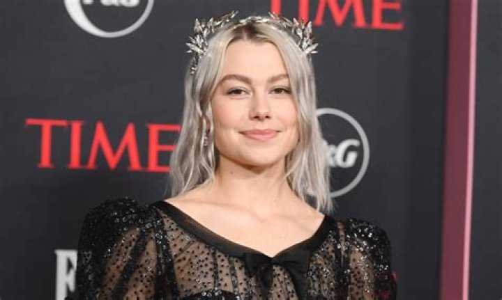 Is Phoebe Bridgers Gay? Age, Height, Net Worth