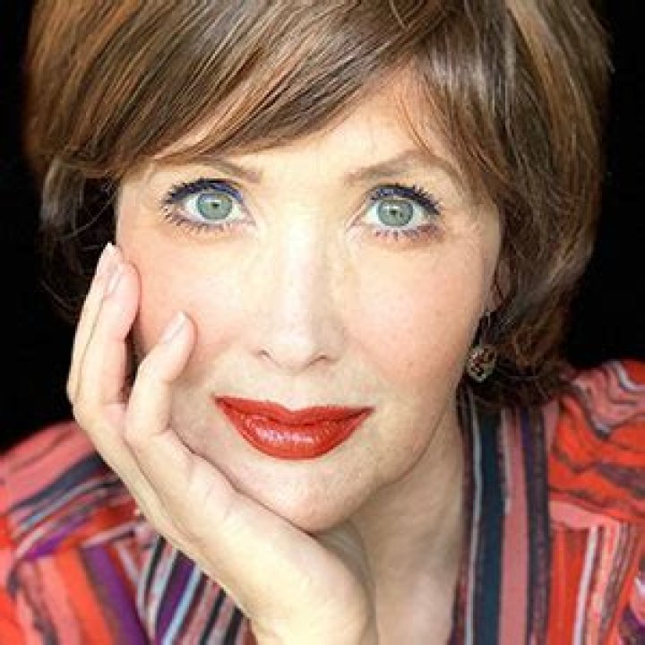 Janine Turner Bio (Wiki) 