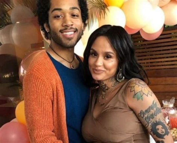 Javie Young-White - Age, Family, Bio