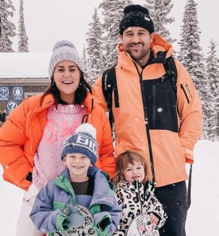 Jillian Estell - Age, Family, Bio