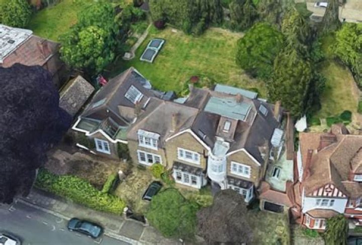 John Deacon Net Worth: Queen, Career, & Lifestyle