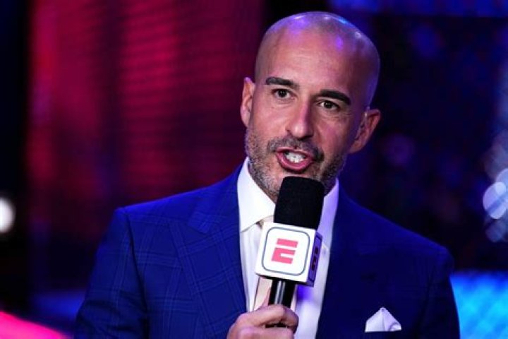 Jon Anik - Age, Family, Bio