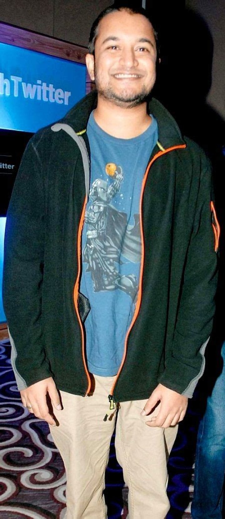 
Jose Covaco Height, Weight, Net Worth, Age, Birthday, Wikipedia, Who, Nationality, Biography 