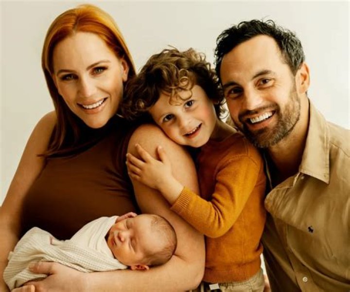 Jules Robinson - Age, Family, Bio