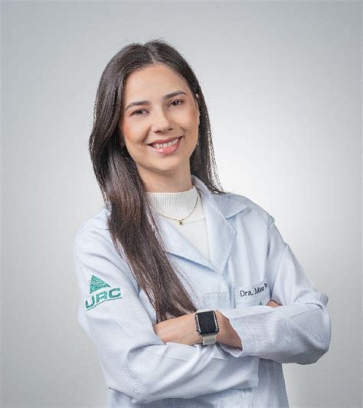 Juliana Veiga - Age, Family, Bio