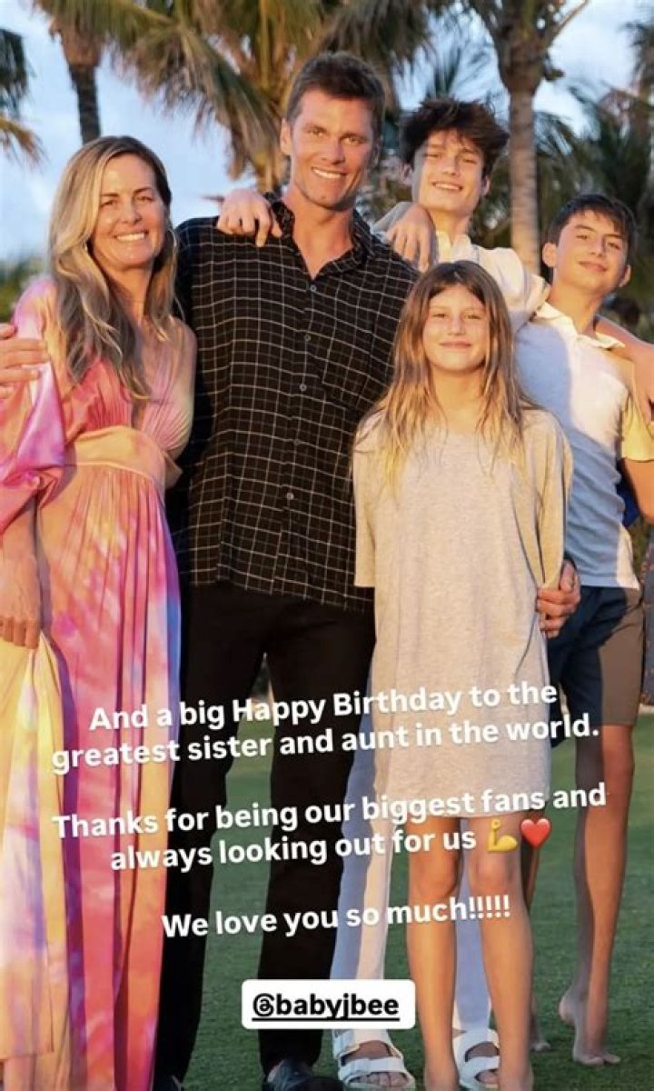 Julie Brady - Age, Family, Bio