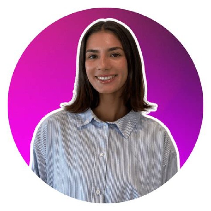 Juliette Weg - Age, Family, Bio