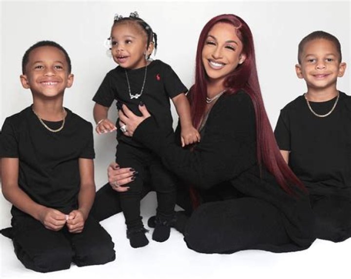 Kalei Renay - Age, Family, Bio