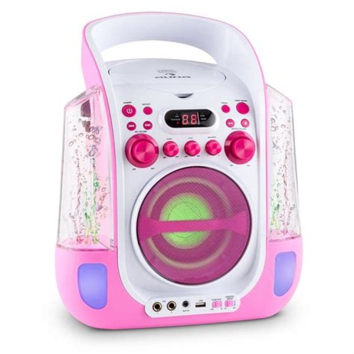 Kara Stecker - Age, Family, Bio