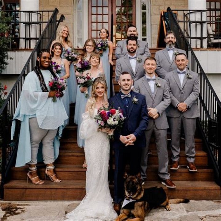 Kayla Pillar - Age, Family, Bio