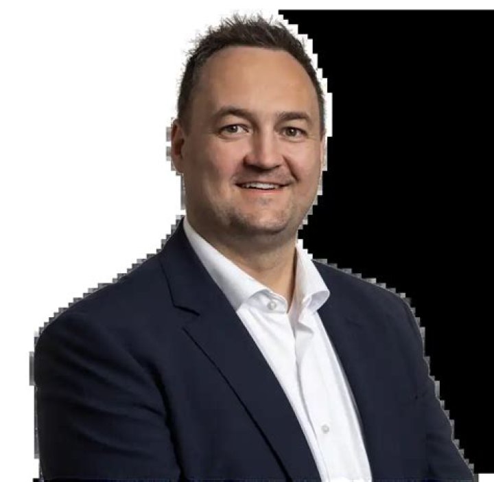 Kelly Hansen Bio (Wiki) 