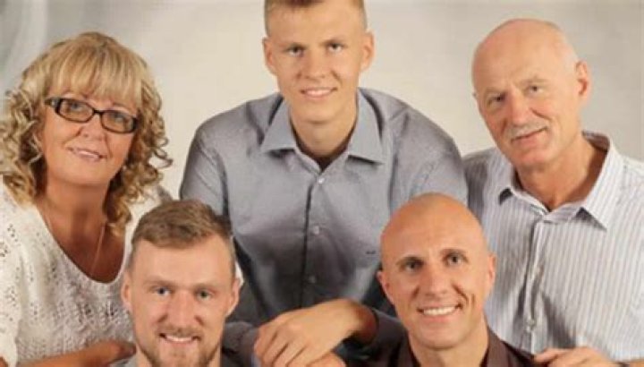 Kristaps Porzingis - Age, Family, Bio