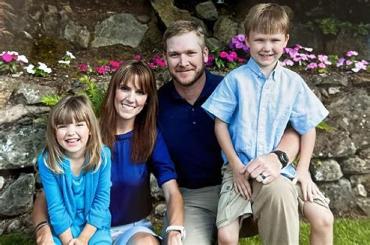 kyle Hume - Age, Family, Bio