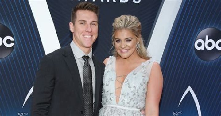 Lauren Alaina Announced Engagement To Boyfriend Cameron Scott Arnold After Two Years Of Being Together